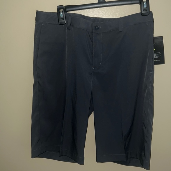 Nike shorts - Picture 2 of 2